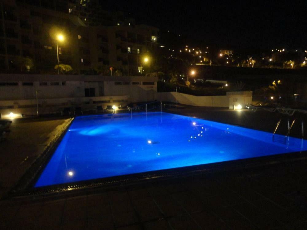 Apartamento Funchal Com Piscina Екстер'єр фото